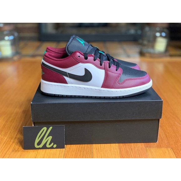 Size 5y Air Jordan 1 Low "Beetroot" - Picture 3 of 5